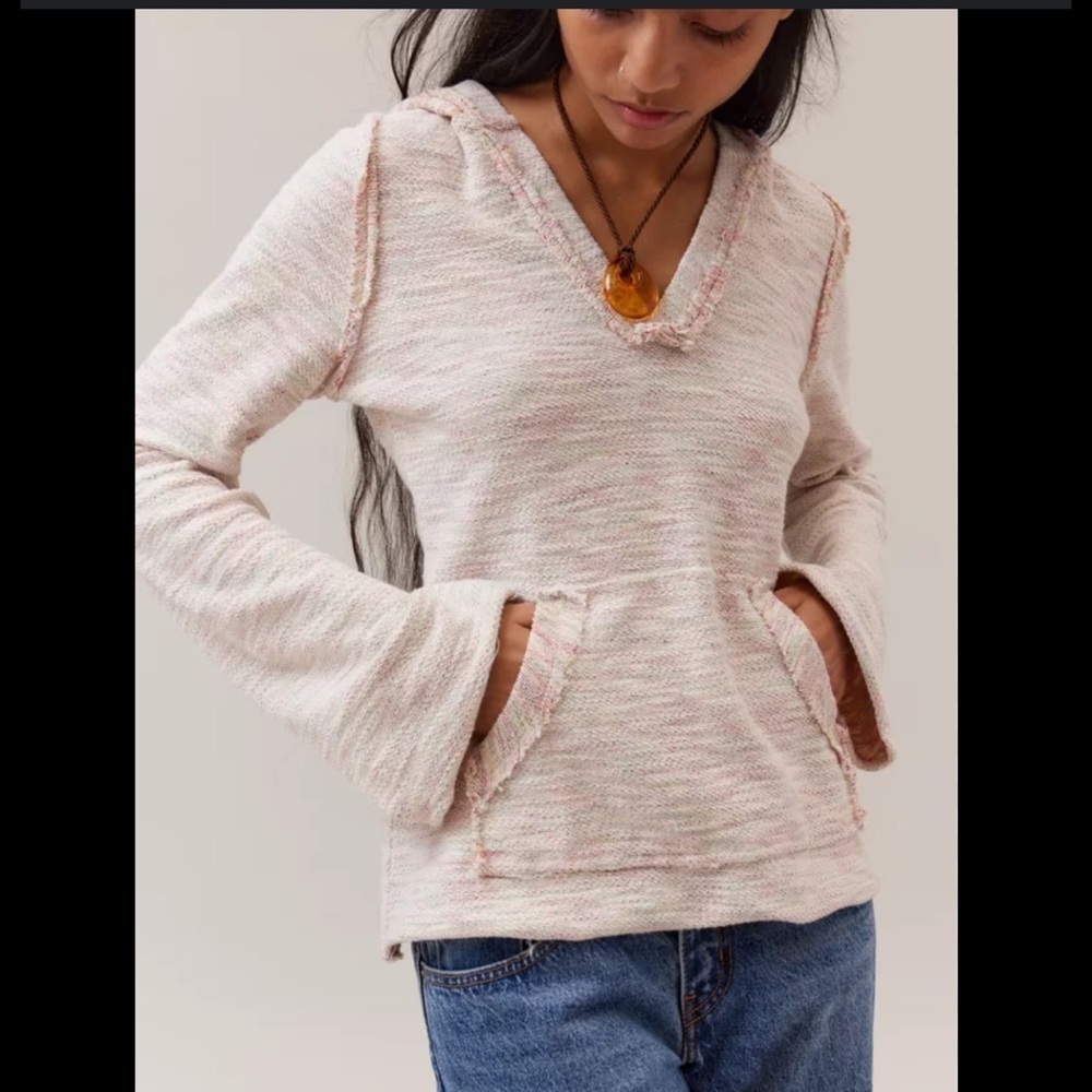BDG x Urban Outfitters Ellidy Textured Multicolored Hoodie with flared sleeve S